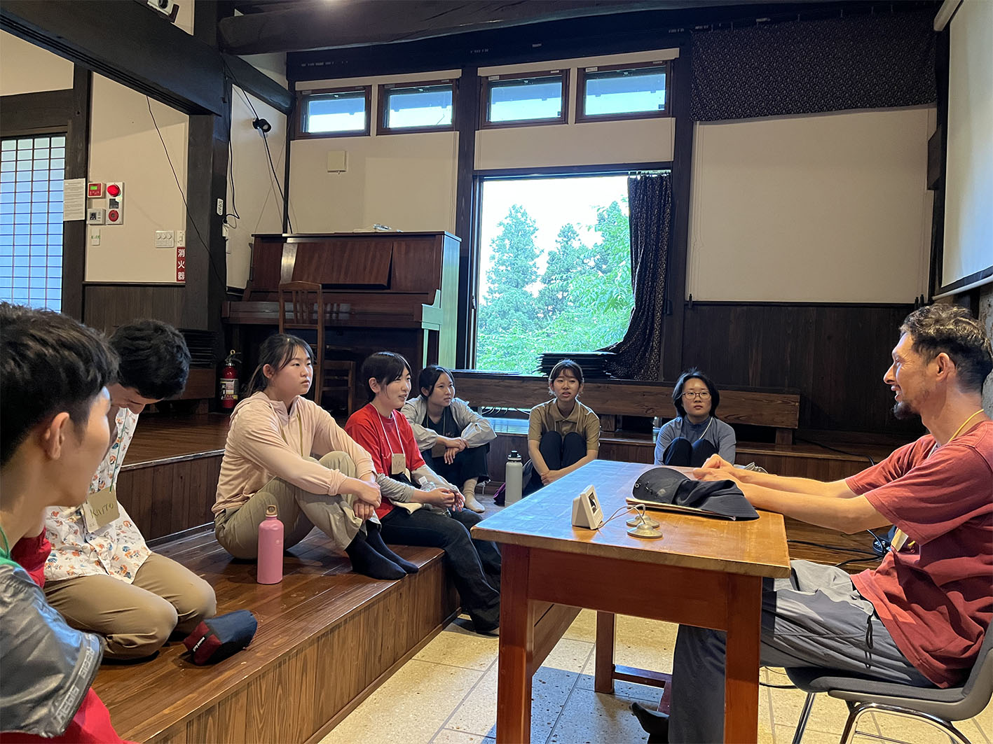 Workshop to think about life and peace